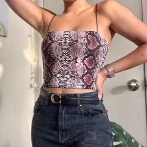 Fun snake print cami top.